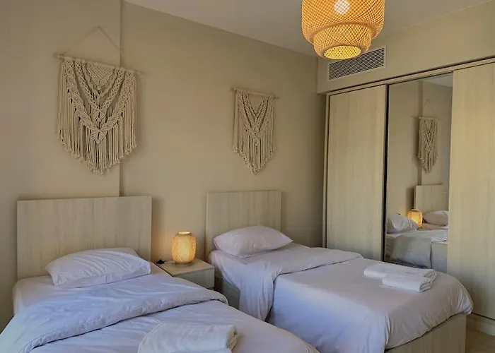 شقة Chic 3br Ground Free & Pool Access At Mangroovy *