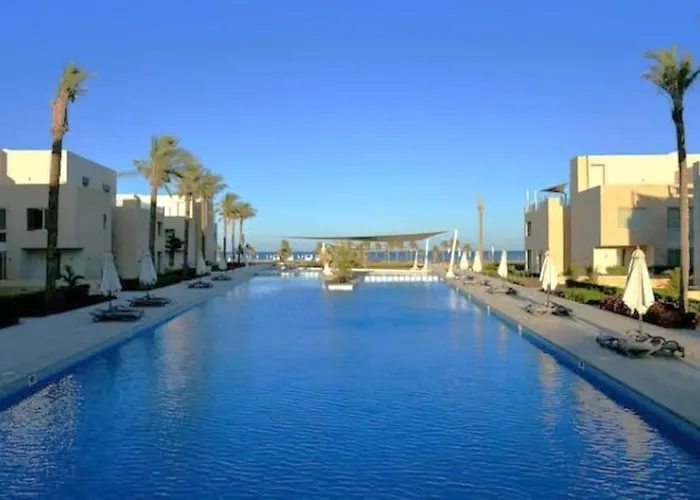 شقة Chic 3br Ground Free & Pool Access At Mangroovy