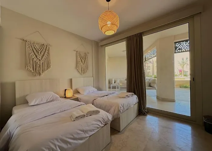 Chic 3br Ground Free & Pool Access At Mangroovy الغردقة