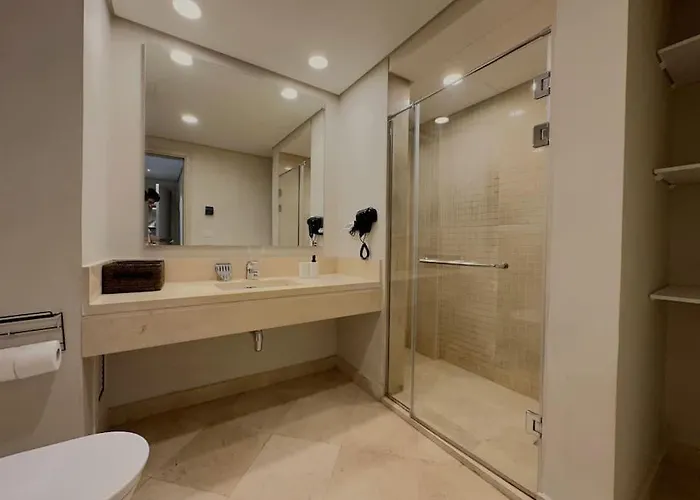 Chic 3br Ground Free & Pool Access At Mangroovy