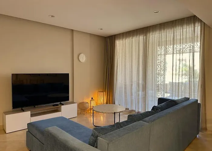 Chic 3br Ground Free & Pool Access At Mangroovy شقة