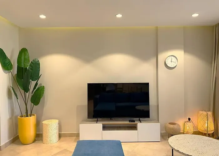 Chic 3br Ground Free & Pool Access At Mangroovy شقة *