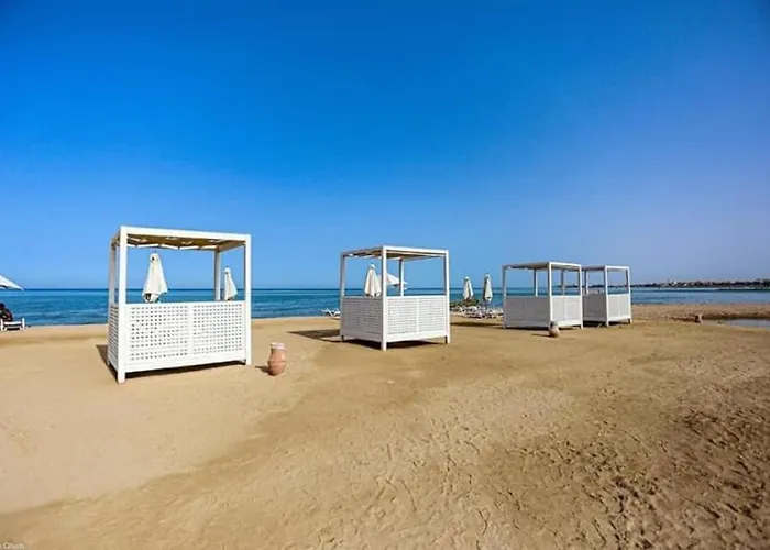 Chic 3br Ground Free & Pool Access At Mangroovy شقة الغردقة